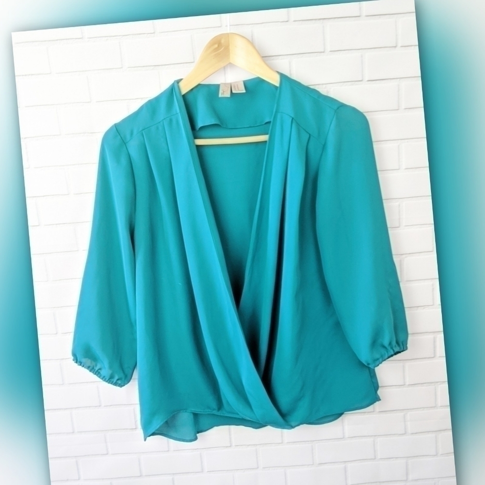 Forever 21 Emerald Green Crisscross Top Women's Medium